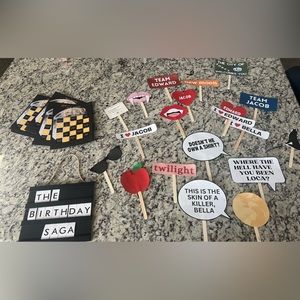 Twilight Party decor & bingo game